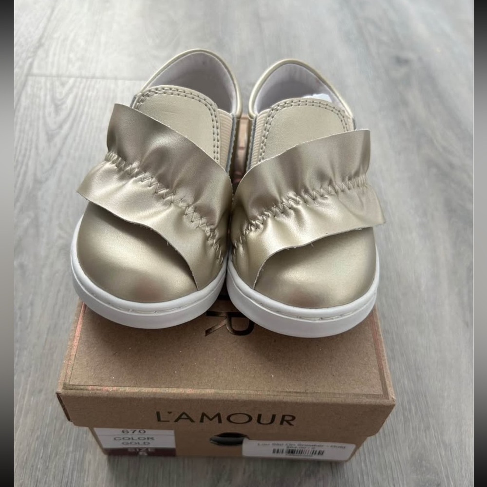 L'Amour Metallic Gold Kids Sneakers